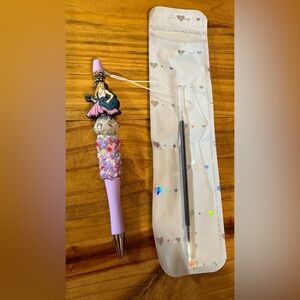 Taylor Swift Custom Made Bead Ink Pen